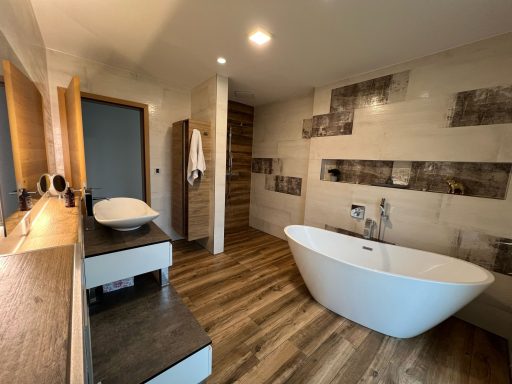 Badezimmer Ansicht 2