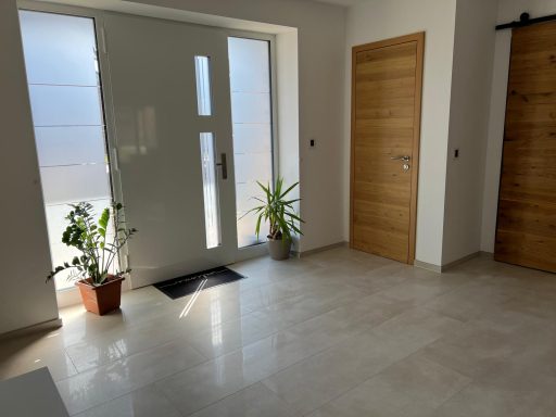 Heller Eingangsbereich