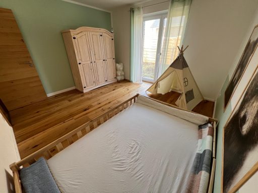 Schlafzimmer, Kinderzimmer, Büro, Arbeitszimmer 1